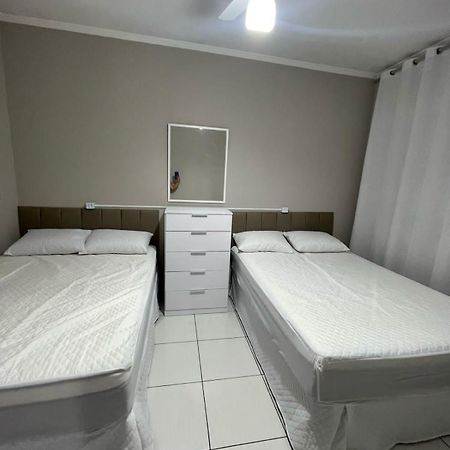 Apartamento Frente Ao Mar Em Santos Esterno foto